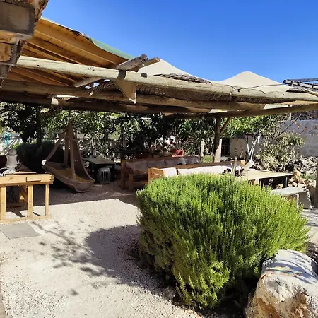 בית הארחה 3 *