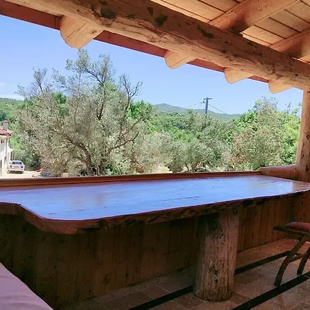 3 * Kaş